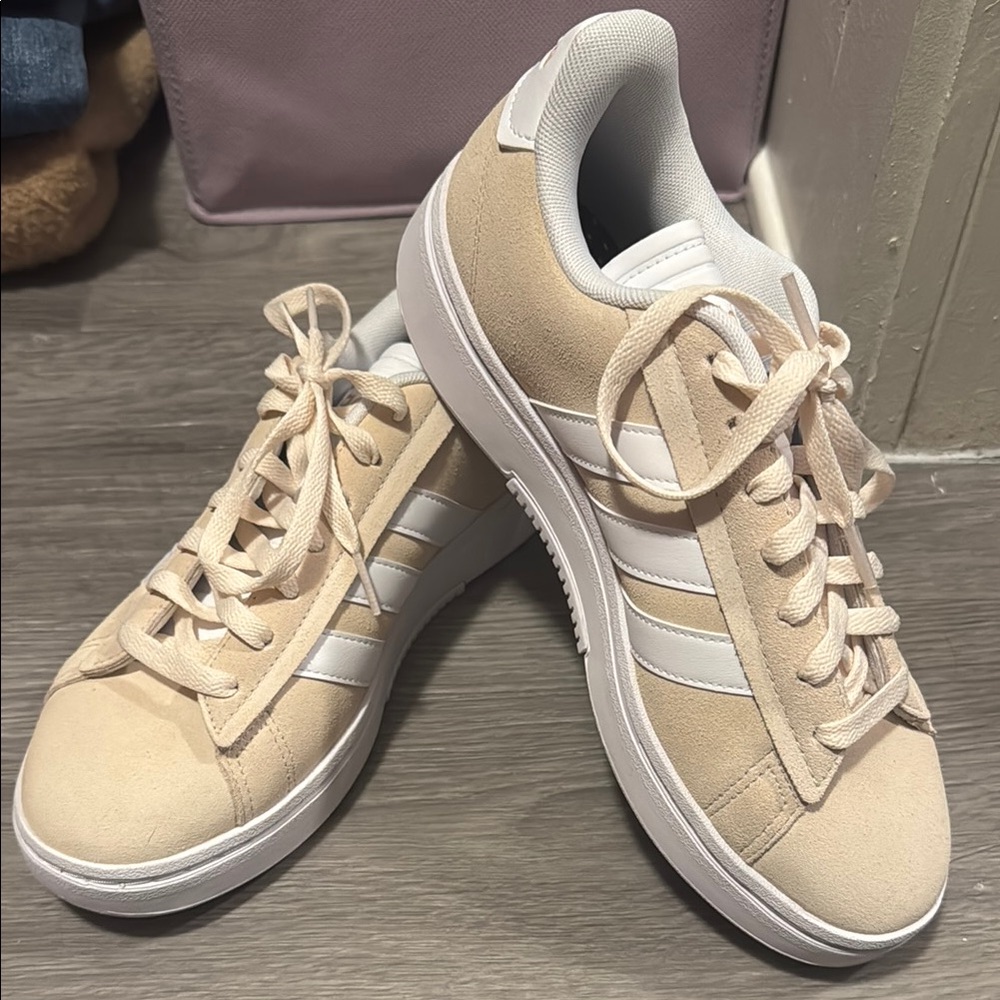 New Adidas women’s sneakers